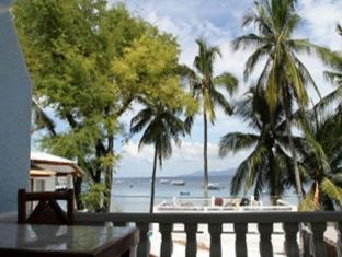 פוארטו גאלרה Sabang Inn Beach Resort מראה חיצוני תמונה