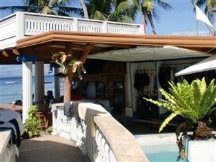 פוארטו גאלרה Sabang Inn Beach Resort מראה חיצוני תמונה